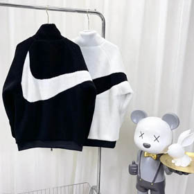 Chaqueta de peluche Nike