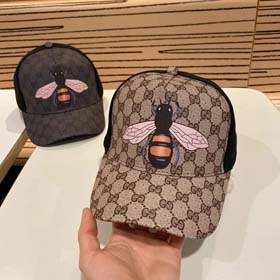 GUCCI (40+ estilos) -1521