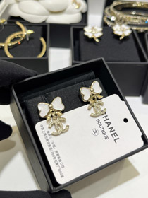 Chanel blanco brillante esmalte arco oro completo diamante doble C pendientes-3745