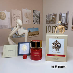 Tichina Terrence Luna Roja Perfume-3493